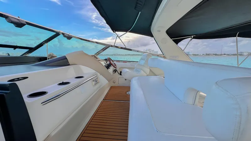 Lucky One Yacht Photos Pics 