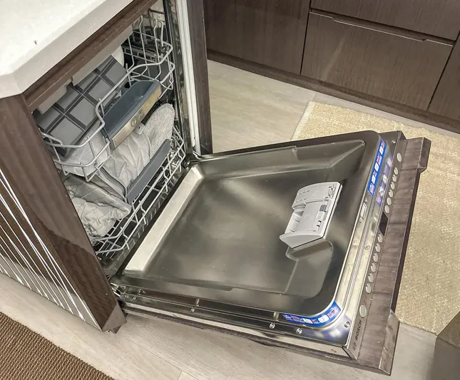 Triple T Yacht Photos Pics 