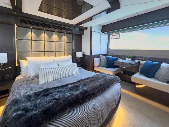 Triple T Yacht Photos Pics 