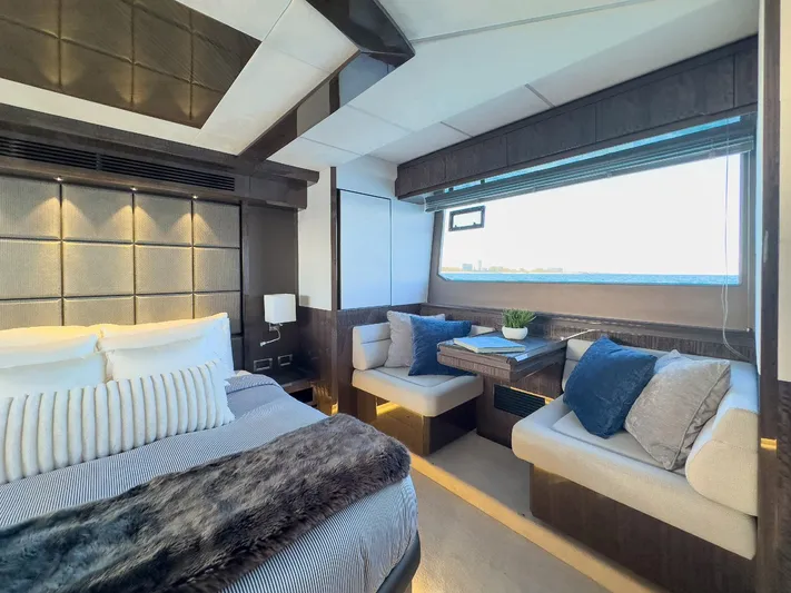 Triple T Yacht Photos Pics 