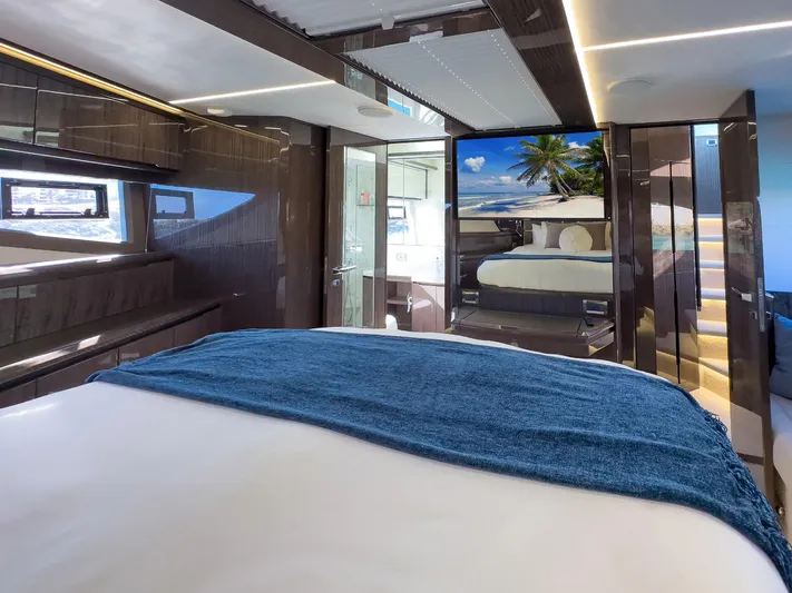 Triple T Yacht Photos Pics 