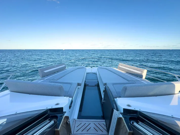 Triple T Yacht Photos Pics 