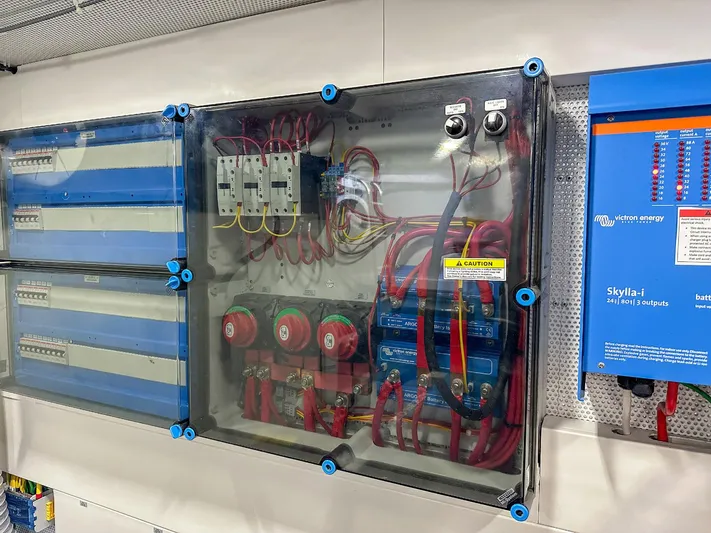 Triple T Yacht Photos Pics 