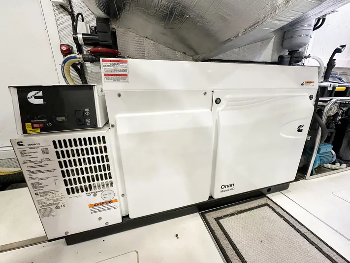 Triple T Yacht Photos Pics 