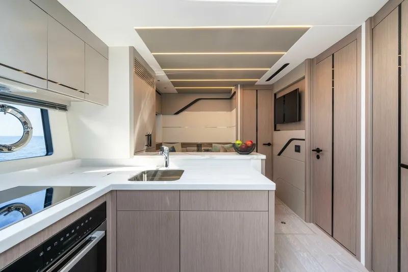  Yacht Photos Pics 2026 Sunseeker 75 Sport Yacht - Image 17