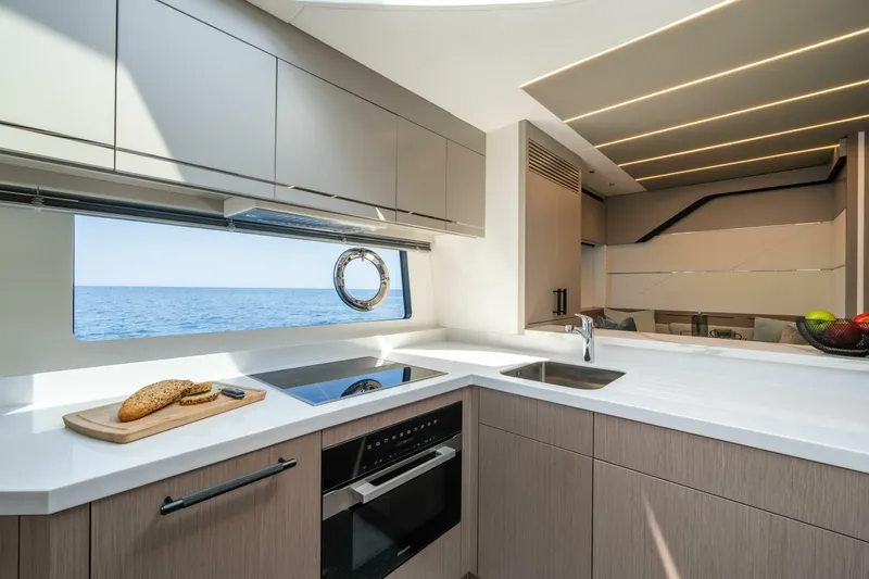  Yacht Photos Pics 2026 Sunseeker 75 Sport Yacht - Image 15