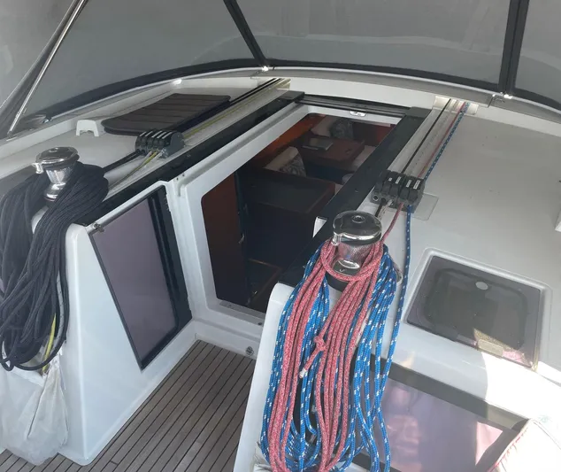 Savvy Yacht Photos Pics 