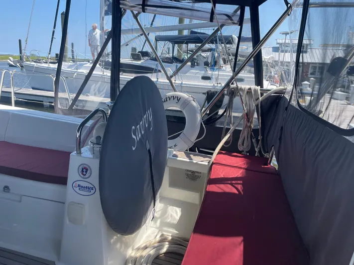 Savvy Yacht Photos Pics 