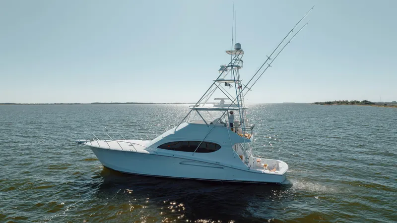 Carolina Girl Yacht Photos Pics 