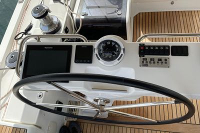 Yacht