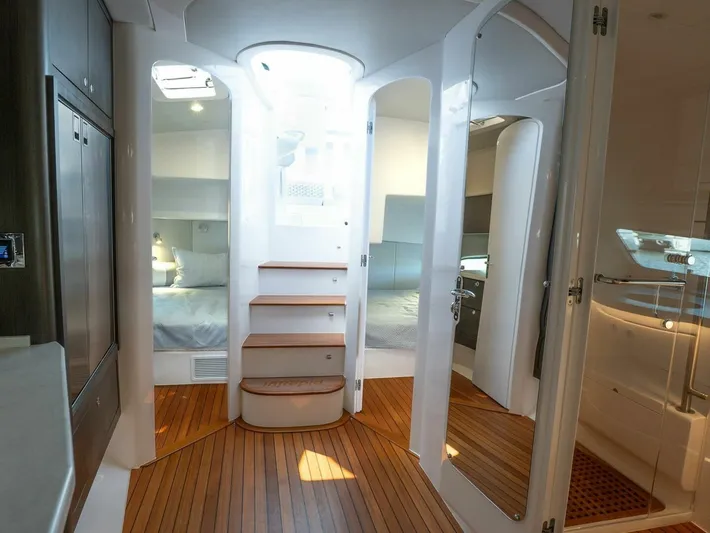 Fly'n Sea Level Yacht Photos Pics 2022 Intrepid 477 Evolution - Image 7