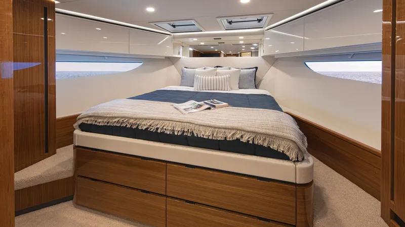  Yacht Photos Pics 2026 Riviera 78 Motor Yacht Enclosed - Image 15