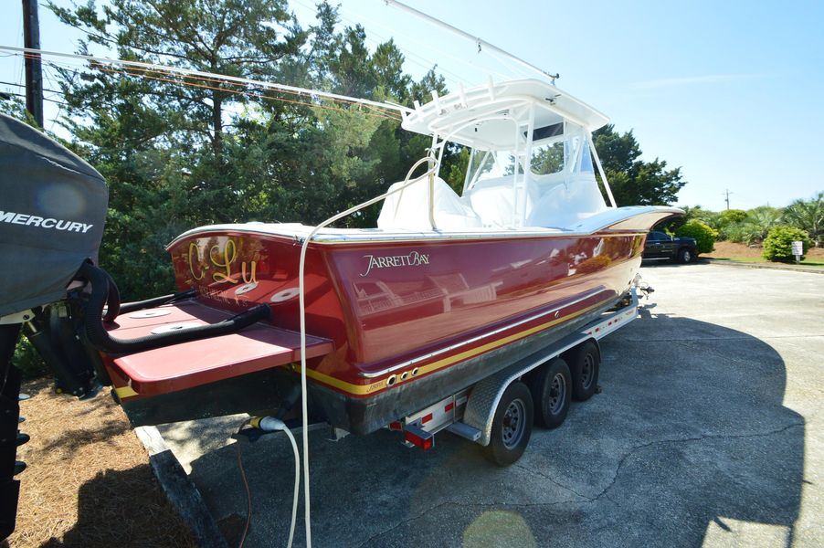 2009 Jarrett Bay 32 express walkaround