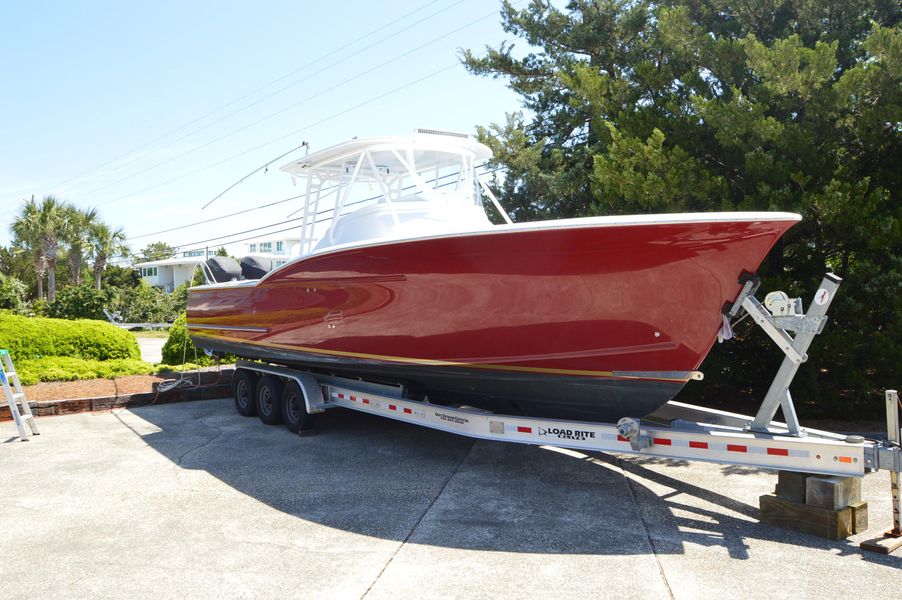 2009 Jarrett Bay 32 express walkaround