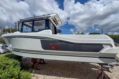 Jeanneau NC795 Sport