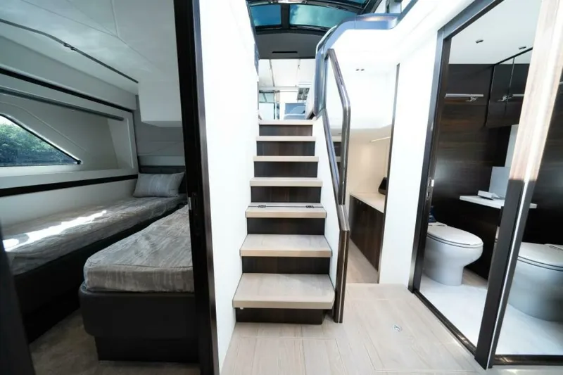  Yacht Photos Pics 2026 Sunseeker Predator 65 - Image 36