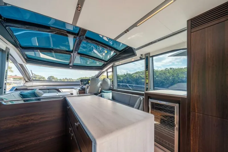  Yacht Photos Pics 2026 Sunseeker Predator 65 - Image 24
