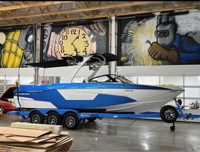 Malibu Wakesetter 25 LSV