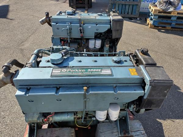 1998 Perkins USED Perkins Sabre M130C 130hp Bobtail Marine Diesel Engine (Pair)