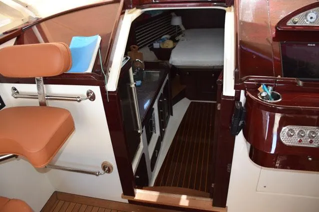 Sarah Yacht Photos Pics Cabin entryway