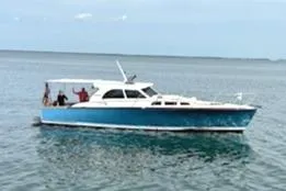 Sarah Yacht Photos Pics 