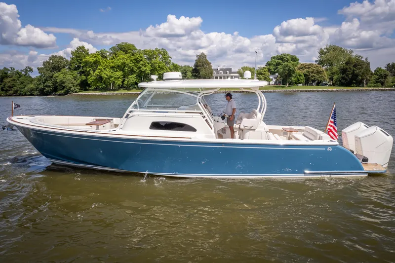 La La Land Yacht Photos Pics 