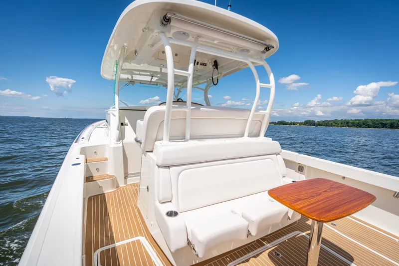 La La Land Yacht Photos Pics 