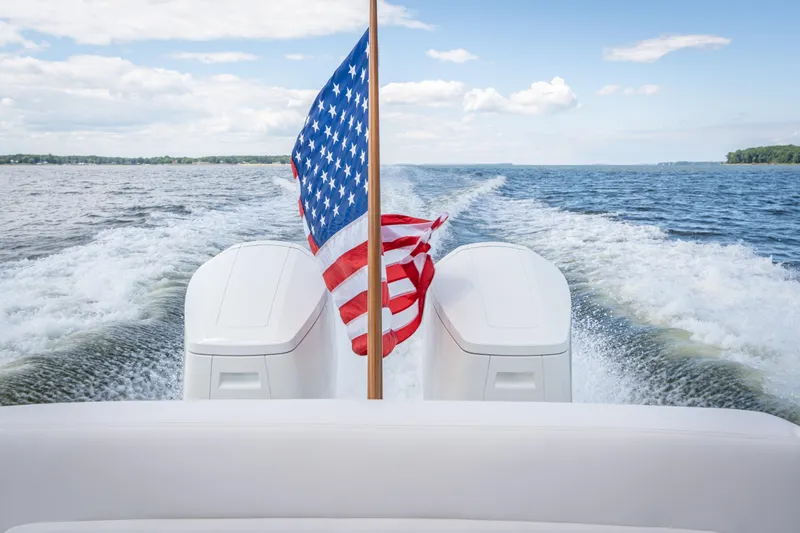 La La Land Yacht Photos Pics 