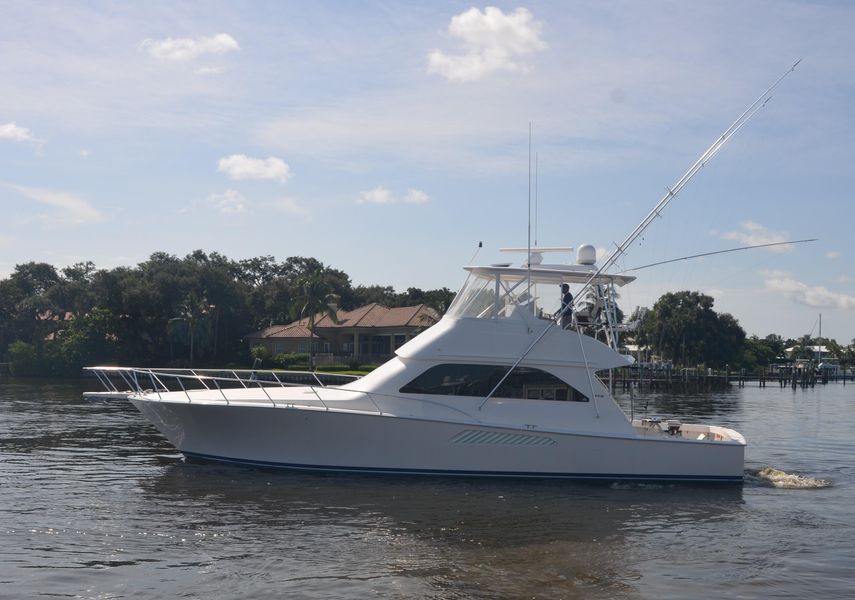 2006 Viking 52 Convertible