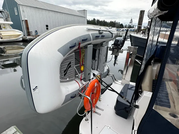 Kwigwis Yacht Photos Pics 