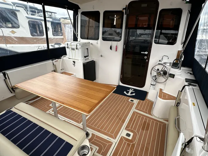 Kwigwis Yacht Photos Pics 