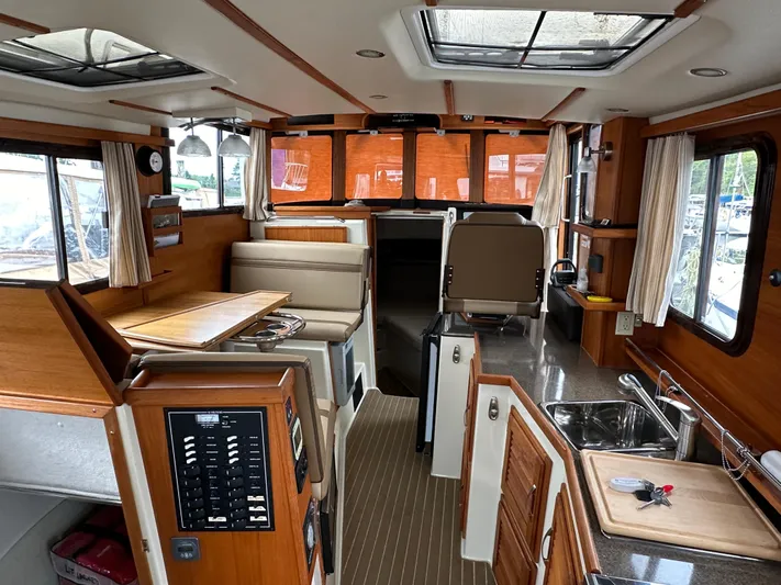 Kwigwis Yacht Photos Pics 