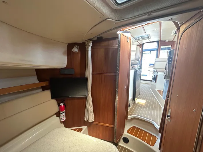 Kwigwis Yacht Photos Pics 