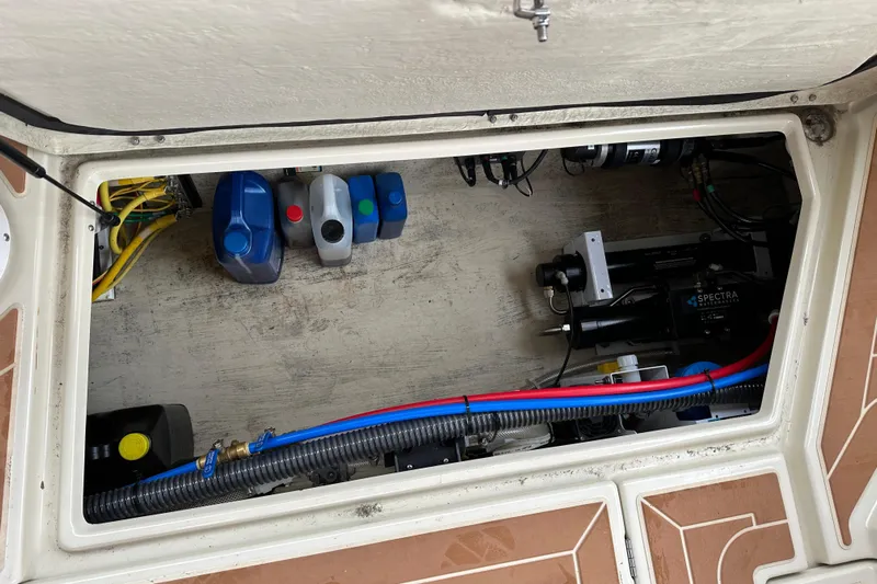 Kwigwis Yacht Photos Pics 