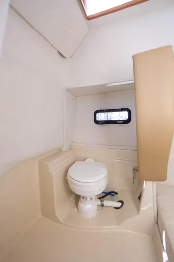 Kwigwis Yacht Photos Pics 