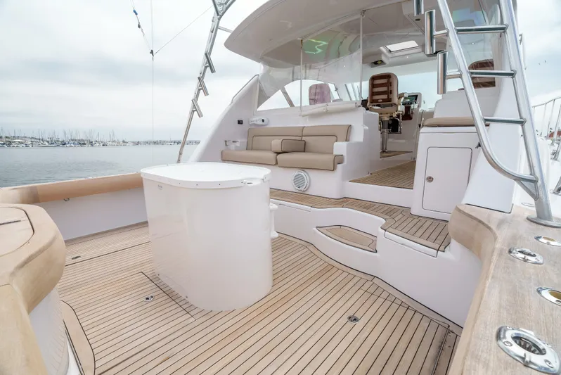 Whisky Hotel Yacht Photos Pics 