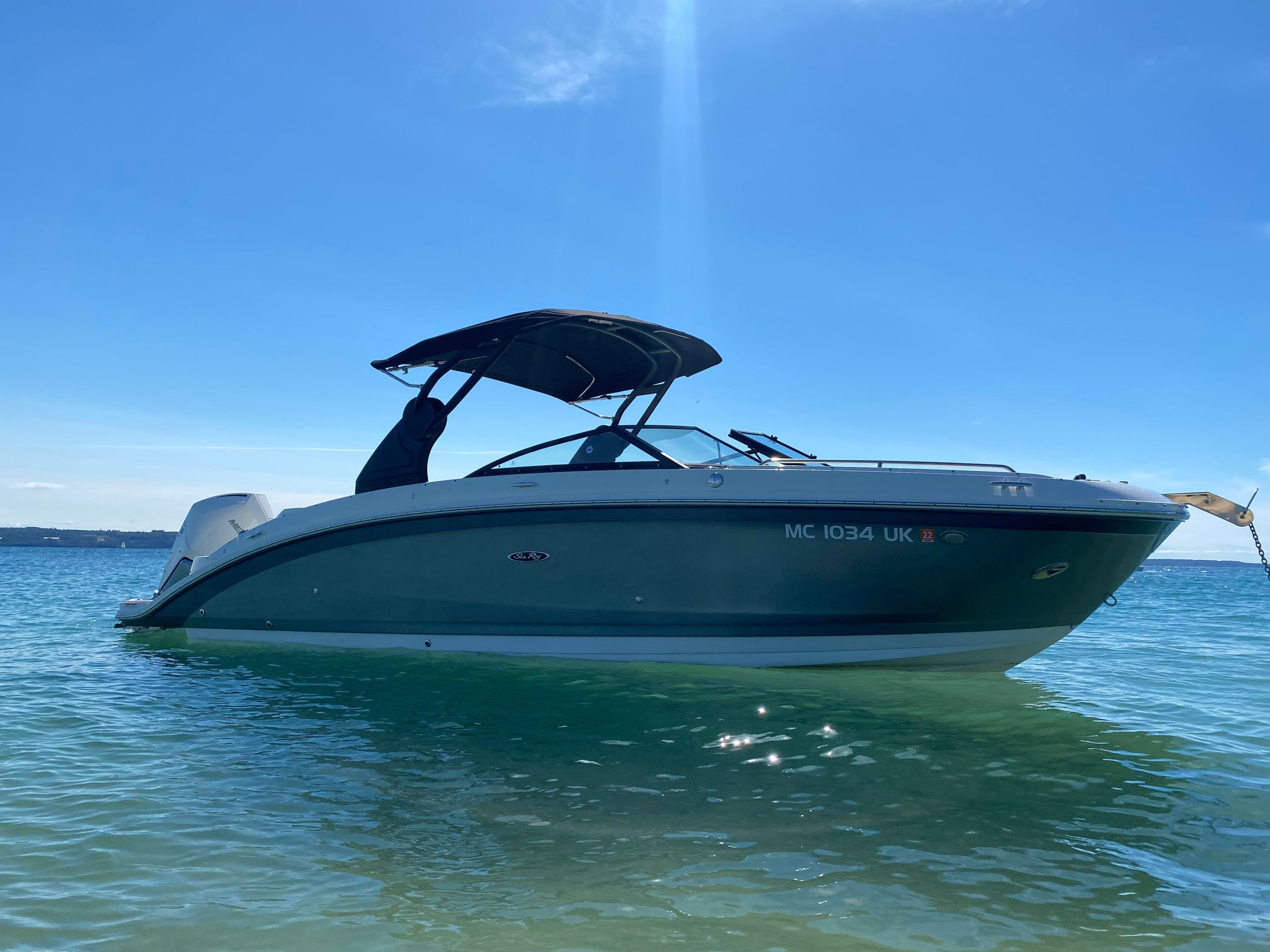 2019 Sea Ray 270 SDX OB Bowrider for sale - YachtWorld