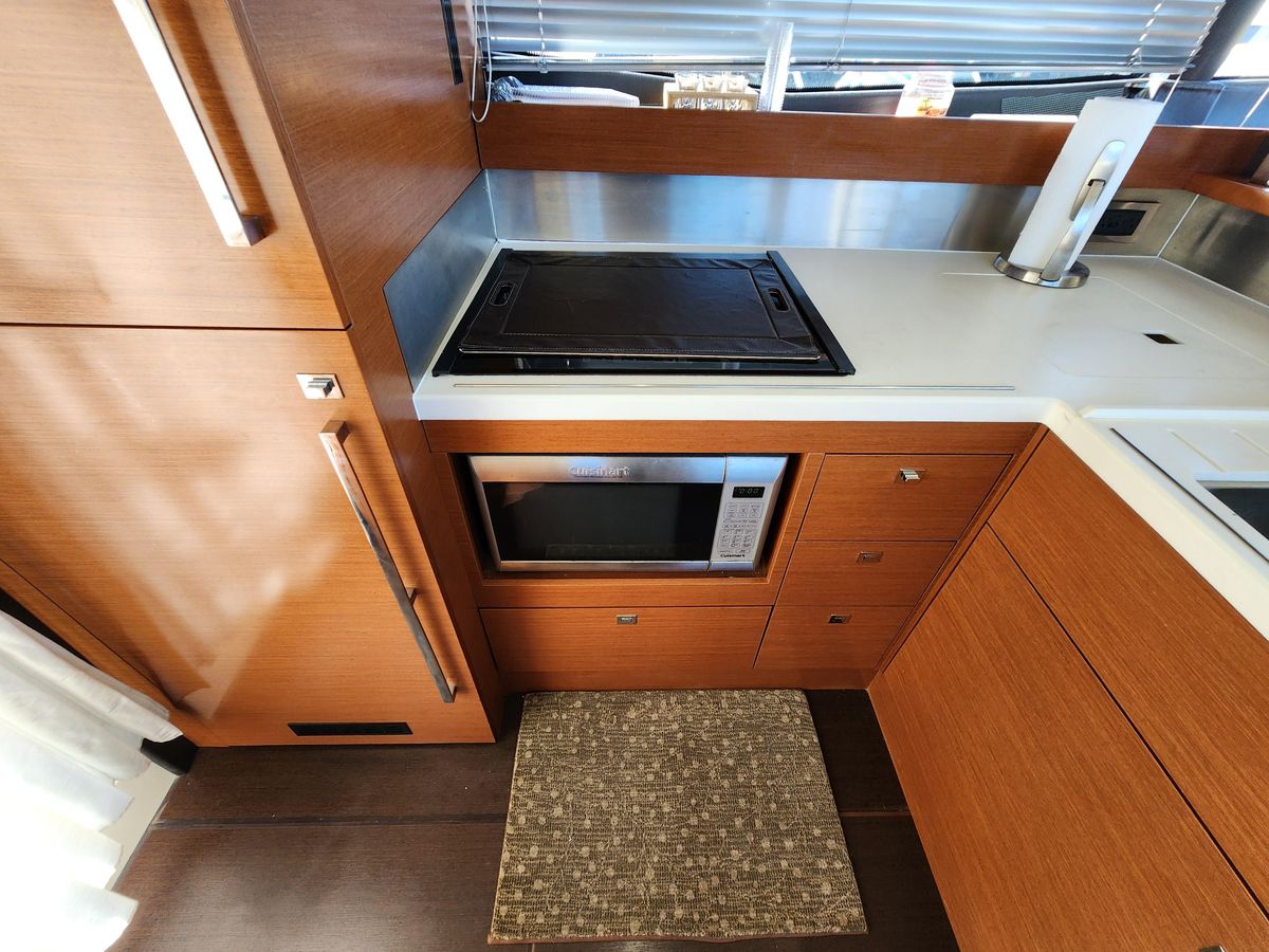 2014 Prestige 55 