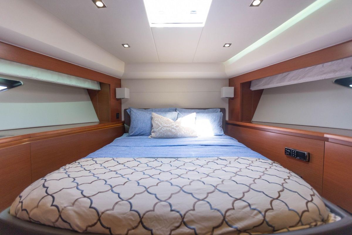 2014 Prestige 55 