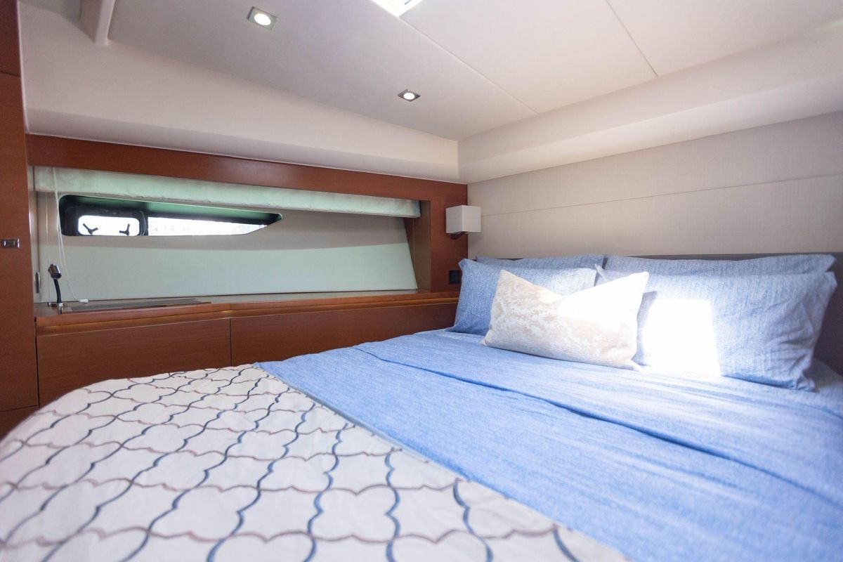 2014 Prestige 55 