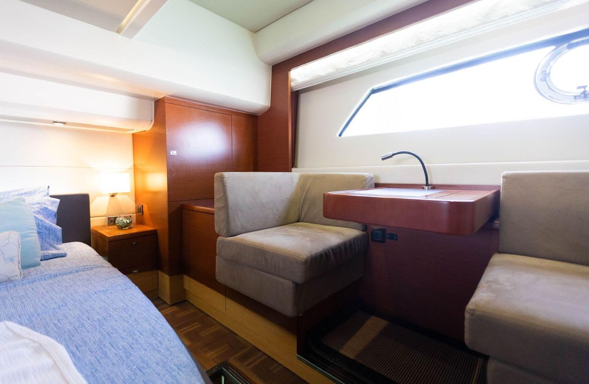 2014 Prestige 55 