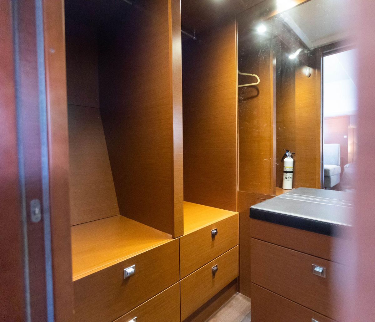 2014 Prestige 55 