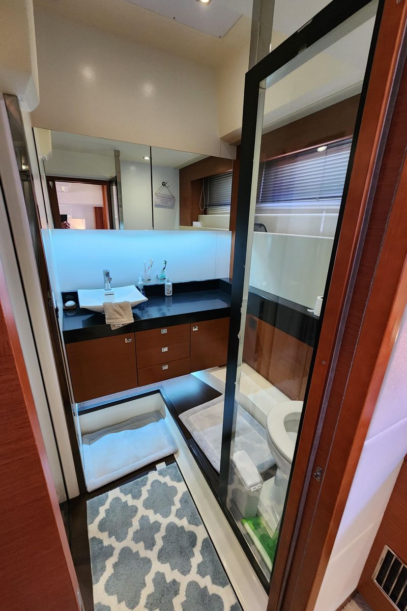 2014 Prestige 55 
