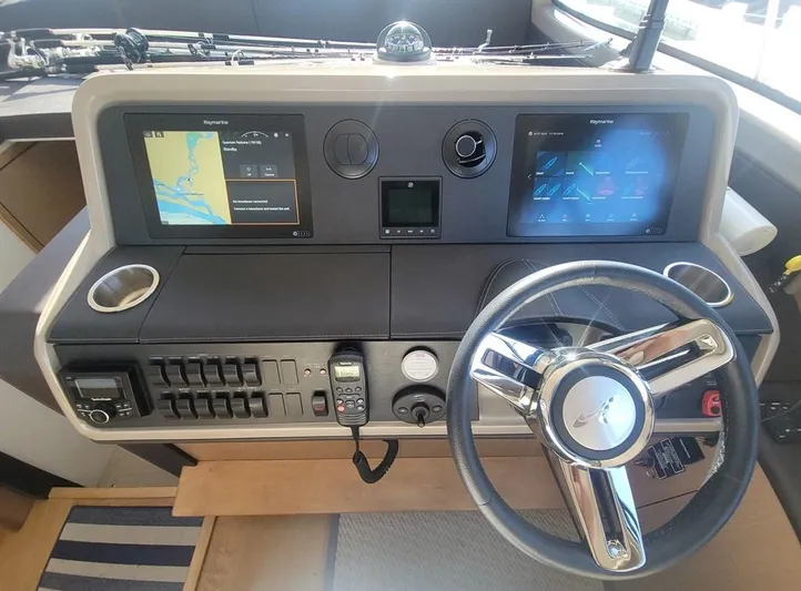 Time Out Yacht Photos Pics 