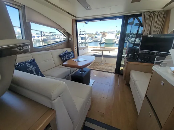 Time Out Yacht Photos Pics 