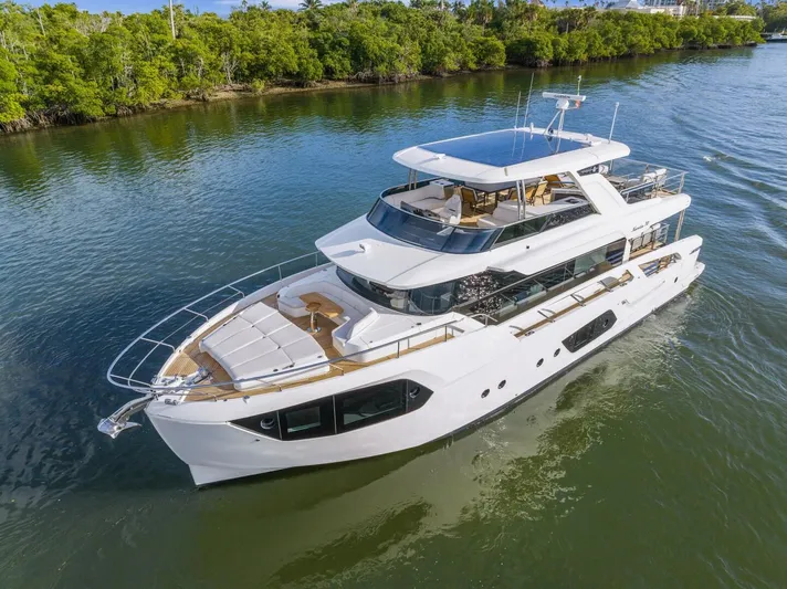  Yacht Photos Pics 2025 Absolute Navetta 70 - Image 9