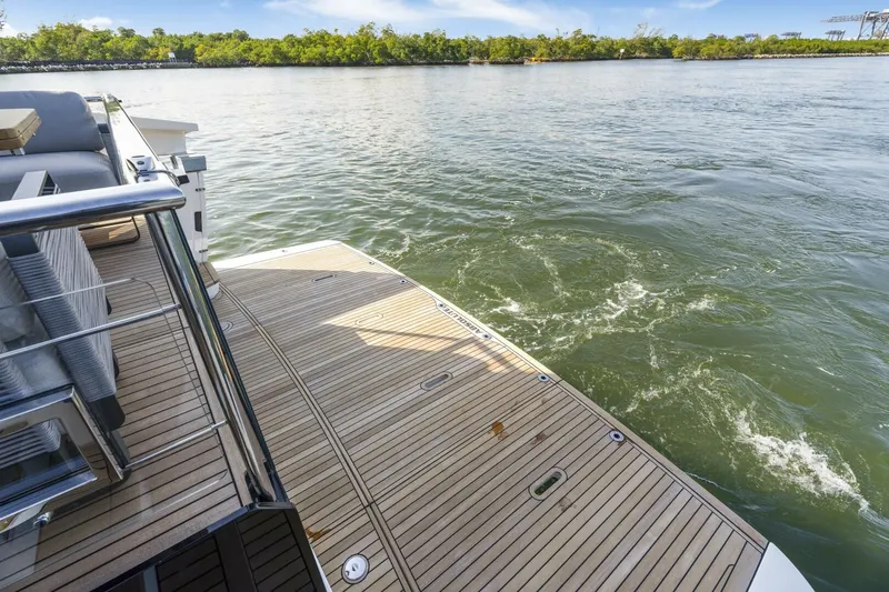  Yacht Photos Pics 2025 Absolute Navetta 70 - Image 17