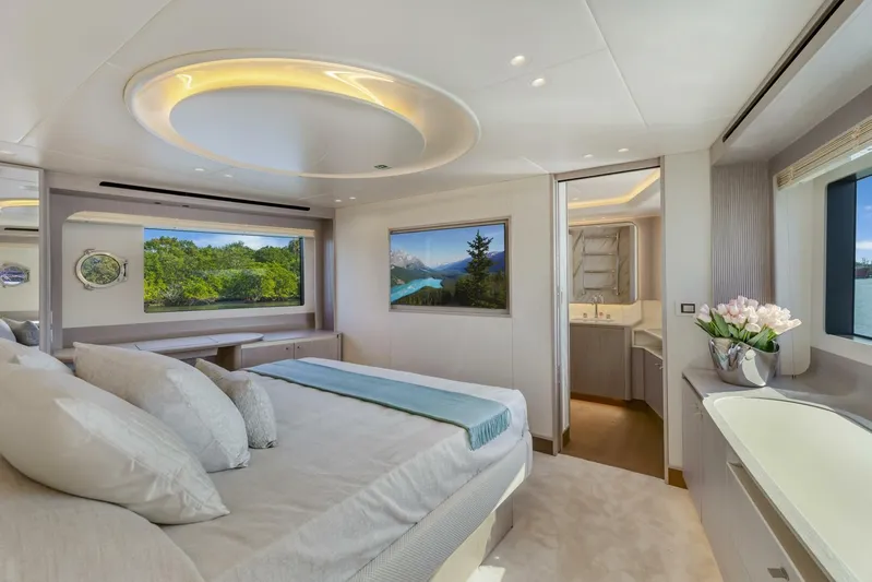  Yacht Photos Pics 2025 Absolute Navetta 70 - Image 55