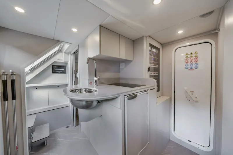  Yacht Photos Pics 2025 Absolute Navetta 70 - Image 65