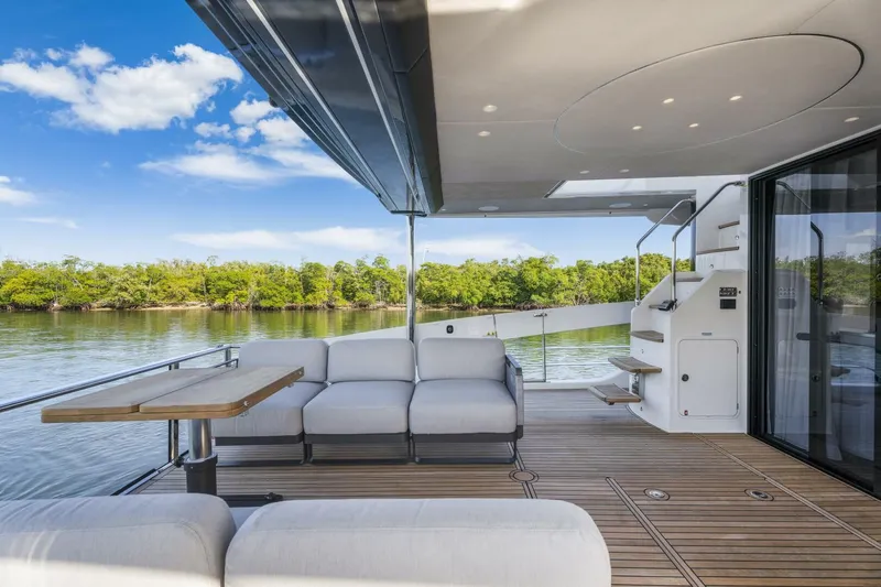  Yacht Photos Pics 2025 Absolute Navetta 70 - Image 19